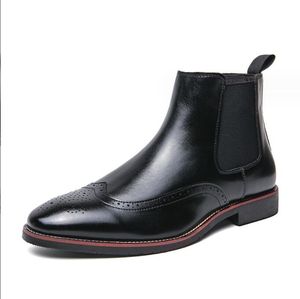 Nieuwe Zwarte Chelsea Laarzen voor Mannen Vierkante Neus Slip-On Zakelijke Mannen Enkellaarsjes Botas De Hombre Hoge Schoenen voor Jongens Feestlaarzen