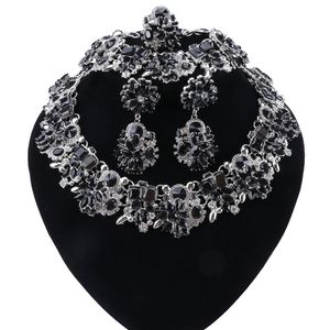 Nieuwe Black Crystal Choker Ketting Set Bridal Indian Sieraden Sets Bruid Zilveren Sieraden Wedding Prom Accessoires Vrouwen