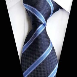 Nouveau bleu rayé cravates mode hommes d'affaires soie cravate classique hommes rayure Jacquard tissé fête de mariage homme cravates Navy271q