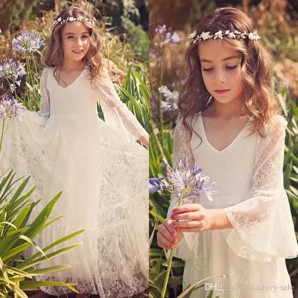 Nuevos vestidos de niña de las flores de encaje de Boho Vestidos de primera comunión de marfil de manga larga para niñas pequeñas de estilo rural barato para 2-15 años MC0668