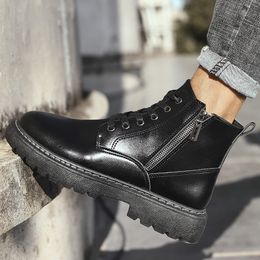 Botas nuevas Botas de diseñador Zapatos de mujer Moda negro aumento Botas de cuero de invierno Zapatos de mujer