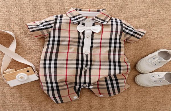 Nouvelle-nés Baby Boy Vêtements à manches courtes Plaid Vêtements NOUVELLES BUMBERS CARTEUR TWINS ANTÉRIEUR ANTÉRIE