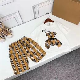 Nueva marca de ropa de polo de diseñador Ropa de verano de algodón de alta calidad para niños Conjunto deportivo de moda de alta gama para niños tamaño 90 cm-150 cm a01