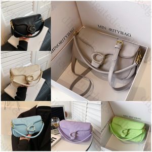 Nouvelle marque pour femme oreiller tabby crossbody Designer femme sac en cuir nuageux de sac à main