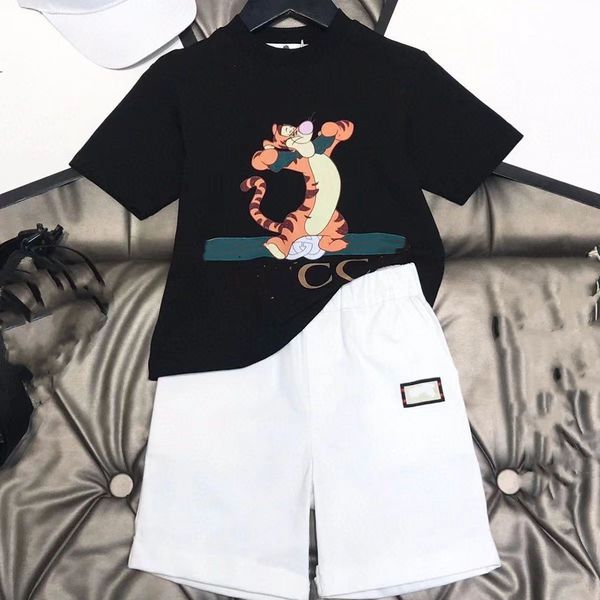 Nouvelle marque Ensembles de vêtements d'été Garçons T-shirt Dessin animé Animal Print Designer Vêtements pour enfants Fille Sports Deux pièces Col rond Pantalon à manches courtes 2-14 ans
