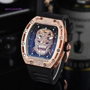 NIEUW merkhorloges heren diamant vrije tijd vrouw horloge roestvrij staal siliconen quartz horloge relogio fabrieksverkoop