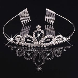 Meisjeskronen met strass Bruiloftssieraden Bruidshoofddeksels Verjaardagsfeestje Prestaties Optocht Kristallen Tiara's Bruiloftsaccessoires BW-T027