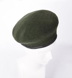 Nouveau British Army Beret Hat Type Officers Wool Mens Mendies Sailor Dance Beret Cap Band en cuir doublé8620113