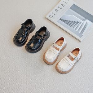 Nieuwe Britse stijl Kinderjurk Performance jongens Leer schoenen Meisjes Casual Student Zwarte flats Adembullen Kids Spring