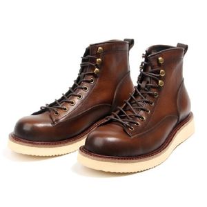 Nuevo estilo británico High Top Lace-up Genuine cuero casual Botas de tobillo para hombres Tabla de vestimenta Trabajo de motocicletas al aire libre D2H30