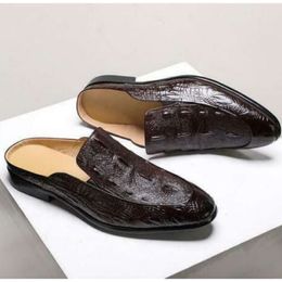 Nieuwe bruine slippers buiten mannen schoenen Brits stijl zwart maat 38-46 handgemaakte gratis verzending zapatillas de casa verano hombre