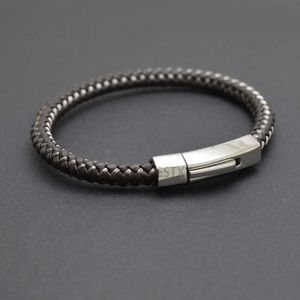 Nieuwe Gesp Roestvrij Staaldraad Mix Gevlochten Bruin Lederen Armband Mannen Vrouwen Punk Sieraden Gift Mannen Armband