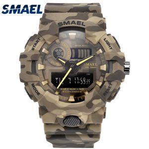 Nouveau camouflage Military montre Smael Brand Sport Watches LED Quartz Clock Men Men Sport Wristwatch 8001 Mens Army Watch imperroproping ly191213 247m