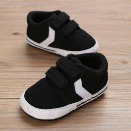 Nieuwe canvas klassieke sport sneakers pasgeboren babyjongens meisjes eerste wandelaars schoenen baby peuter zachte zool anti-slip babyschoenen