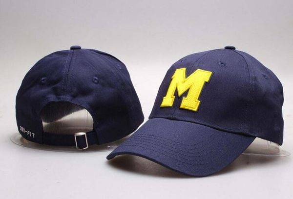 Nuevas gorras Michigan Wolverines 2018 Fútbol americano universitario Gorras Snapback Gorras de equipo de color azul y caqui Orden de combinación de combinaciones Todas las gorras al por mayor