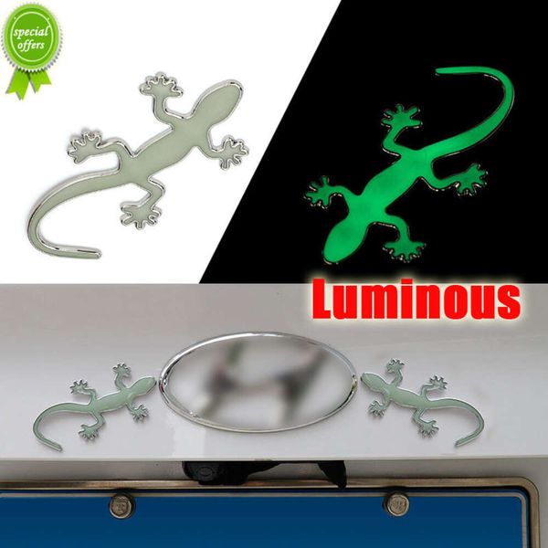 Nuevo coche luminoso 3D pegatina de Metal emblemas Gecko pegatinas luminosas Gecko automóvil contrapunto decorar pegatina para rascar el cuerpo