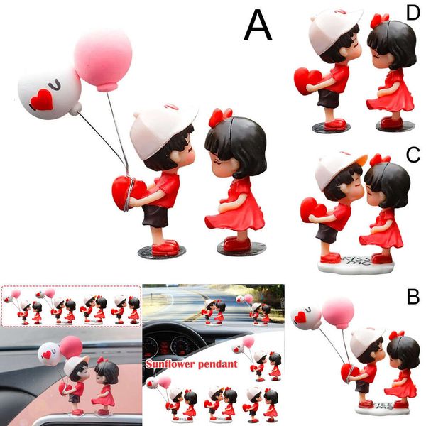 Nueva figura de dibujos animados modelo ornamental lindo Anime parejas beso globo para niñas regalos accesorios de Interior de coche A4a3