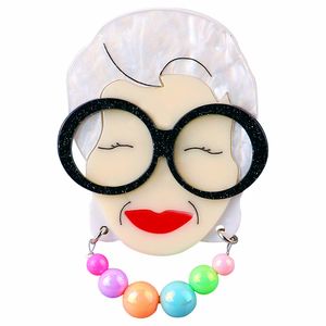 Nouveau dessin animé lunettes dame célébrité acrylique grandes broches épinglettes résine élégante grand-mère Figure Badge broche bijoux cadeaux