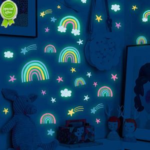 Nieuwe Cartoon Lichtgevende Muurstickers Glow In The Dark Fluorescerende Regenboog Muurtattoo Voor Kid Kamers Slaapkamer Plafond Kinderkamer Home Decor