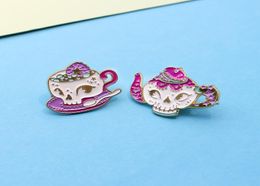 NIEUWE CARTOON SKULL TEA CUP KETTLE BROOCHES Skelet Wit Purple Cute Pins Metal Fashion Jewelry For Women Men Rapel Denim Jack1282492