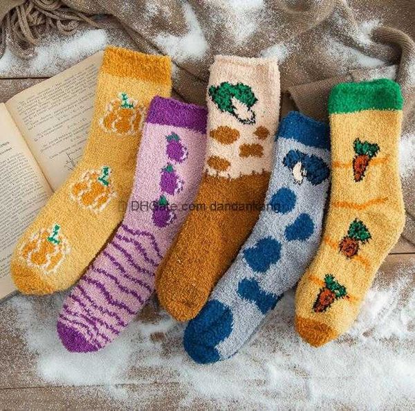 Nouveau dessin animé éponge chaussettes corail polaire microfibre femmes filles bas animaux patte légumes imprimer chaussette mignonne serviette floue filles chaussettes chaudes