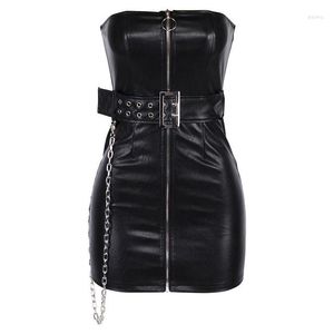 Nieuwe Casual Jurken Vrouwen Lente Goth Stijl Zwart PU Leer Rits Jurk 2024 Mode Metalen Ketting Decoratie Punk Meisje Mouwloze vestido