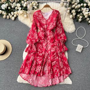 Nuevos vestidos casuales para mujer, vestido de verano ajustado con estampado Floral para mujer, vestido de línea A con cuello de pico, jersey de cintura alta de gasa a media pantorrilla 2023