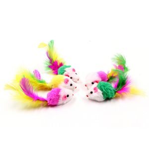 Nouveau chat jouet chat toys false souris Pet Cat toys mini drôles jouets de jeu pour chats avec plumes de plumes colorées mini-souris jouets