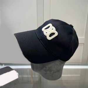 Nouveau CE Accueil Ball Designer Caps Détails complets Silin Boucle en métal Lettre Hardtop Baseball Hat Lisa Même Étoile Canard Langue Chapeau Hommes Et Femmes Mode