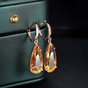Nieuwe champagne gele kristal oorbellen oorstoten populaire en creatieve grote druppel peervormige oorbellen voor vrouwen