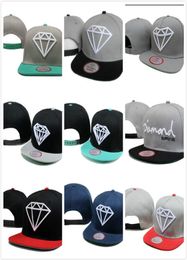 Nouveau pas cher Diamond Supply Co Ball Caps Cool Baseball Cap Hip Hop Snapback réglable Snapbacks hommes femmes été soleil Hat2432646