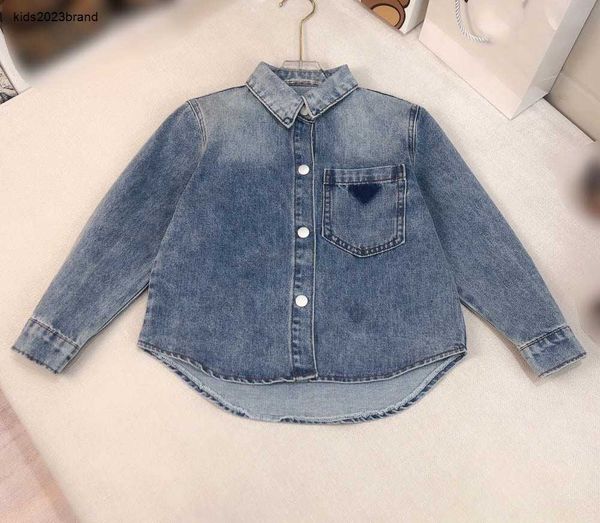 Nouveaux survêtements pour enfants Logo géométrique Denim bébé ensemble deux pièces Taille 100-160 vêtements de marque pour enfants Chemise et jeans à simple boutonnage 24mars