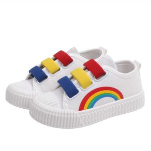 Nieuwe Kinderen Canvas Schoenen Meisjes Running Sneakers Ademend Lente Mode Kinderschoenen voor Jongens Regenboog Print Casual Schoenen G1025