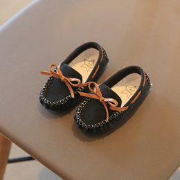 Nieuwe kinderen kledingschoenen zwarte flats Britse stijl Loafers jongens echte lederen schoenen student kinderen mocassins