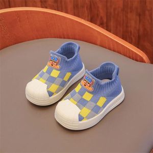 Nieuwe kinder-baby-baby-peuterschoenen met zachte zolen, gebreide sokken en schoenen met één pedaal voor baby's