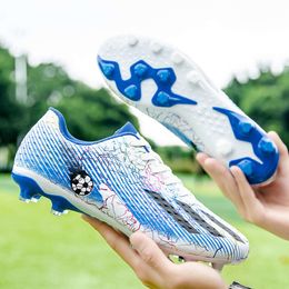Nouvelles chaussures de football pour enfants chaussures de formation grande, haut haut, jeune et jeunesse des étudiants de football à ongles longs ongles longs