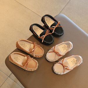 Nieuwe Kinderen Suède Schoenen Casual Jongens Mocassin Meisjes Sneakers Ademend Antislip Kinderschoenen Baby Peuter Schoenen Loafers