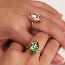 NOUVEAU RONNEGNE CHINOGE RING OLIVE GREEN FEMMES SET SET avec des bijoux de mode Gemstones