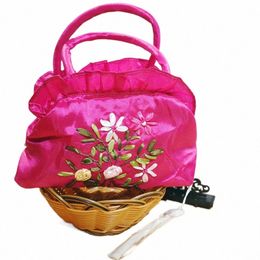 Nieuwe Chinese stijl Rose Red Glanse Tas met handvat Oosterse Traditial Handmade Ribb Borduurwerkmake -uptassen OOTD -stijl N5GA#