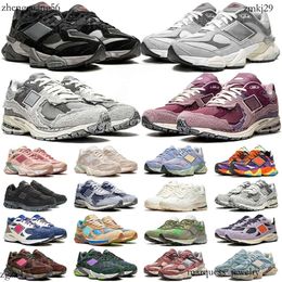 Nouveau Classic 530 Designer Shoes 990 V3 Shoe Designer 9060 Chaussures de course 2002r Chaussure noire Munsell Pink Mens M530 Sneakers décontractés 2002 Femmes Sports Trainers 290