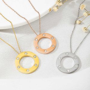 Nouvelle qualité de conception classique pour les couples bijoux de créateurs populaires avec colliers de cartter originaux