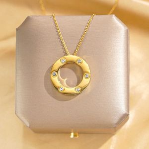 Nouvelle conception classique Qualité de luxe Tempérament féminin circulaire avec colliers de cartter originaux