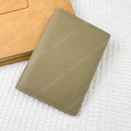 NOUVEAU Classic French Brand Designer Passport portefeuille de haute qualité Barenia authentique sac en cuir en cuir avec 4 emplacements de carte 1 emplacement de passeport 10 couleurs à choisir parmi 10 * 14cm