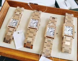 Nouveau cadeau classique Vintage mouvement à Quartz marqueurs romains femme montre de luxe montres de créateur neutre les montres simples 27/24MM