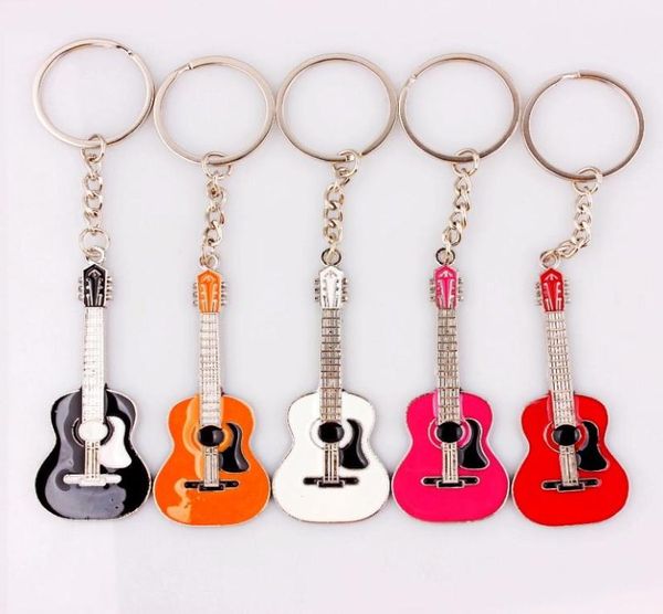 Nouvelle guitare classique Silver Pendant Keychain Alloy Car Key Ring Musical Men Femmes Charmes Cadeaux Bijoux en vrac 10pcs2393819