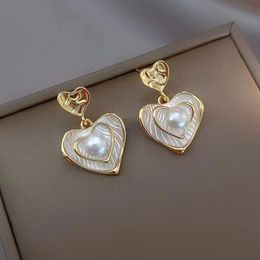 Nouveau classique Imitation perle coeur pendentif en acier inoxydable couleur or boucles d'oreilles pour femmes bijoux de mode accessoires simples