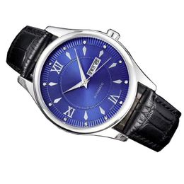 Nuevo hombre clásico reloj impermeable marca de lujo hombres azules de pulsera azul cita de mierda de cuero de cuero relojes para hombres regalos de Navidad masculinos