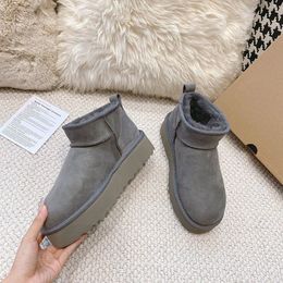 Nouveau classique Mini plate-forme bottes de neige bottines d'hiver pour femmes fond épais en cuir véritable chaud moelleux chaussons avec fourrure taille 35-43