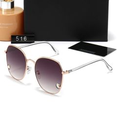 Nouvelles lunettes de soleil polarisées classiques Femmes Designer 2023 Brand de luxe Alloy Metal Polaroid Temperred Glass Lens Retro Lunets Sun Glass5821187