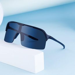 Lunettes de soleil classiques de styliste pour femmes, lunettes de soleil à la mode, miroir de plage, lunettes de protection UV, lunettes de soleil de luxe à demi-monture, nouvelle collection